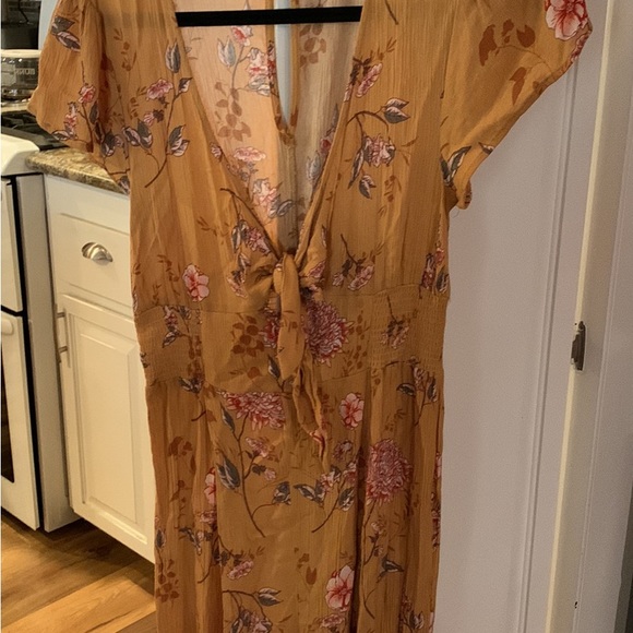 JUMPSUIT PLEATED WIDE LEG FRONT TIE SIZE SMALL - Picture 5 of 5